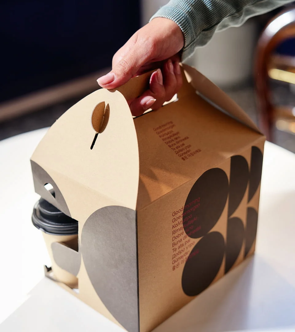 Custom takeaway boxes